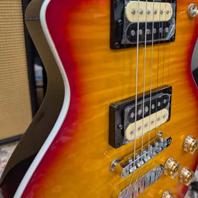 Dean Cadillac 1980 Flame Maple 2026 - Trans Cherry Sunburst image 3