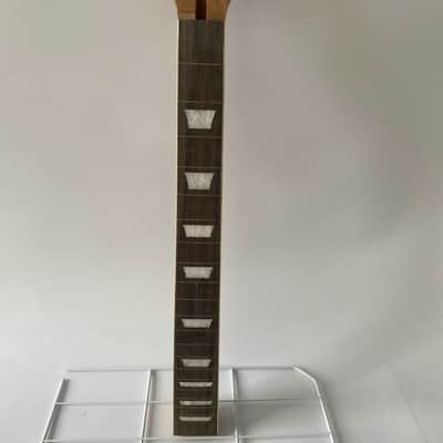 22 Frets Les Paul SG Style Mahogany Neck and Rosewood Fingerboard Fretboard image 6