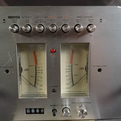 Pioneer RT-707 4-Track Stereo Reel-to-Reel Tape Deck 1977 - 1984 - Silver image 4
