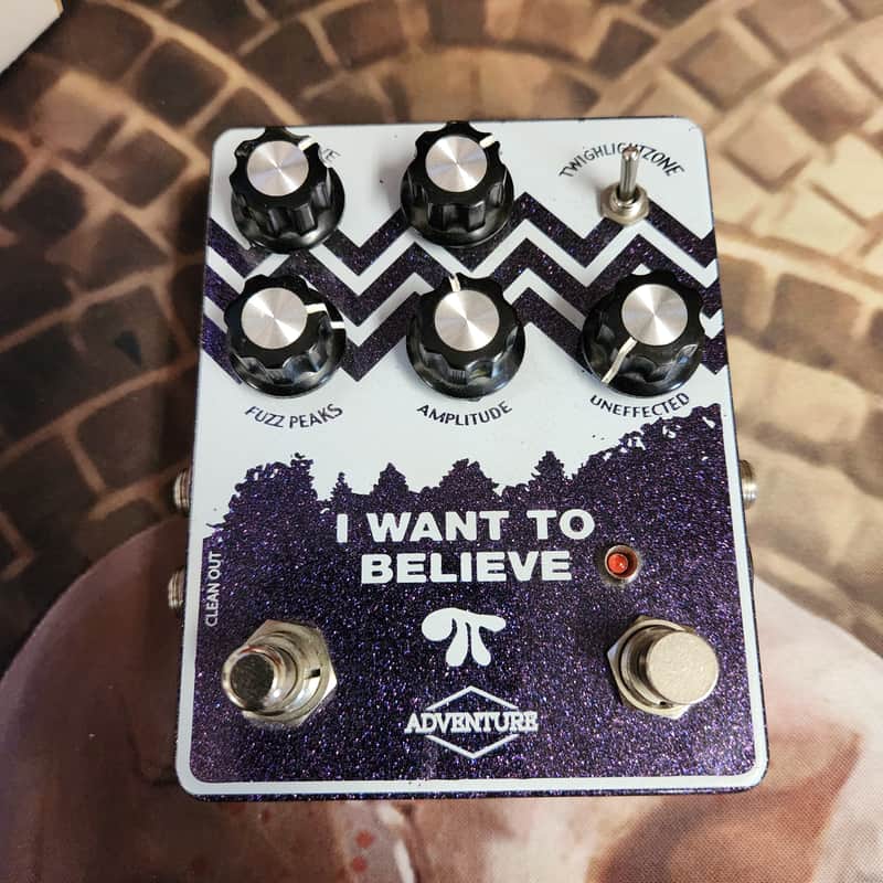 Adventure Audio Fuzz Peaks