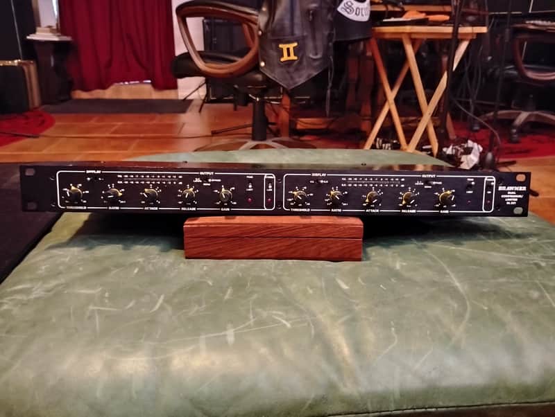 Drawmer DL221 Dual Compressor Limiter 1990s - Black image 1