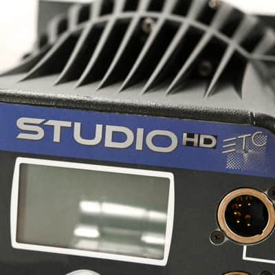 ETC Desire D60 Studio HD LED Par Wash Light CG01SM0 image 9