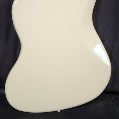 Squier J Mascis Jazzmaster, Laurel FB, Gold Anodized Pickguard, Vintage White image 10