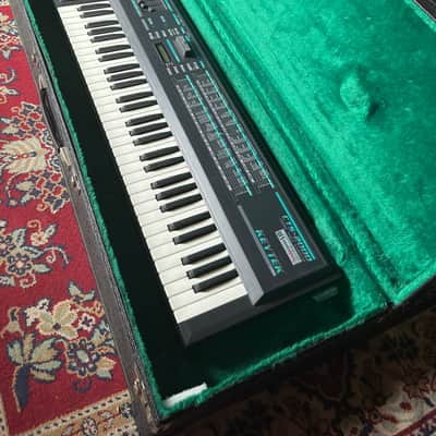 Siel Keytek CTS 2000 ultra rare Crosstable Synth + Original Case + Cartridge (SERVICED) 1986 image 2