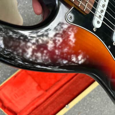 1996 Fender Stevie Ray Vaughan Stratocaster with Pau Ferro Fretboard 1992-1999 - 3-Color Sunburst image 5