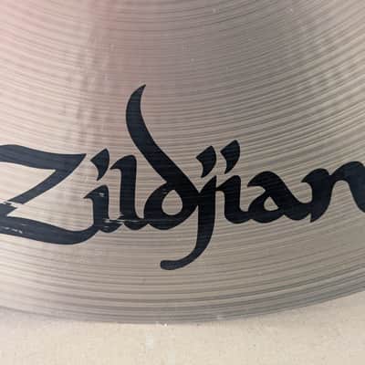 Zildjian 20" A Series Medium Ride Cymbal 1982 - 2012 - Traditional image 11