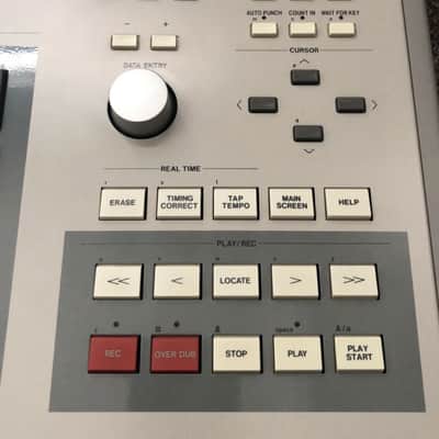 AKAI MPC3000 MPC 3000 Classic Sampler Sequencer Drum Machine image 6