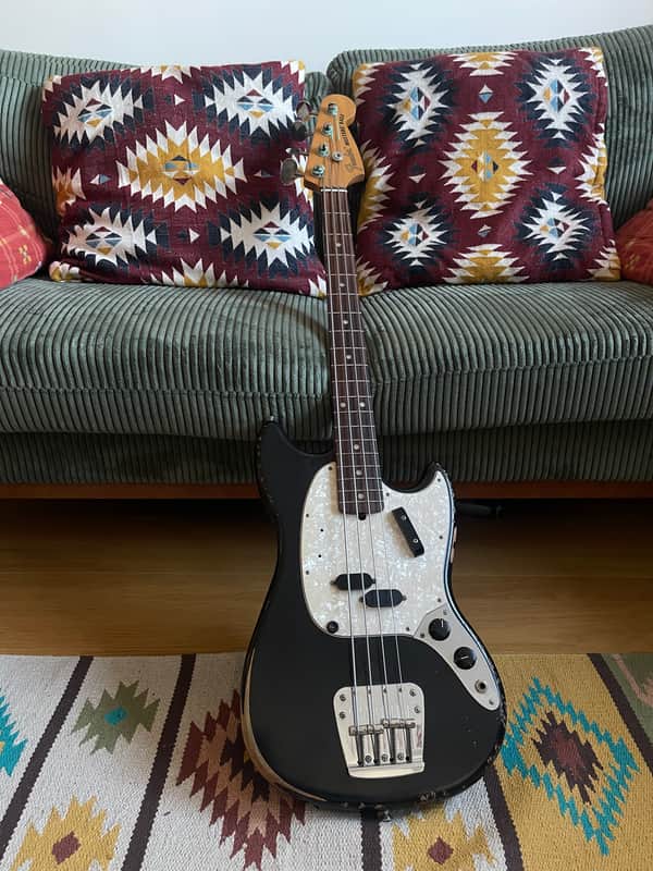 Fender JMJ Mustang Bass