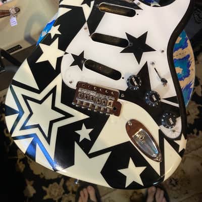 Fender Mighty Mite PROJECT Stratocaster Billy Corgan Vibes - Custom Black & White Stars 🌟 Design image 2
