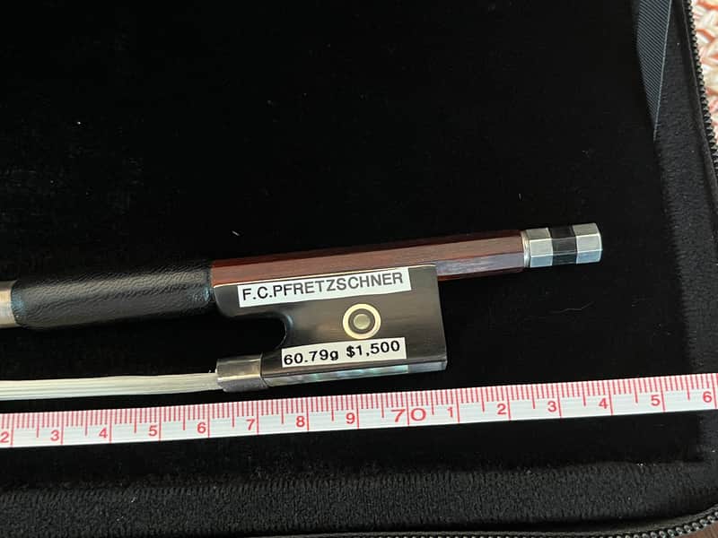 FC Pfretzschner stamped Violin bow vintage antique 60.79 grams approx image 1