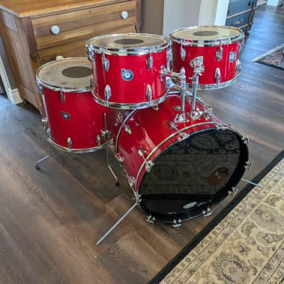 Beverley "Panorama" Drumkit 1960s-70s - Red Silk image 3