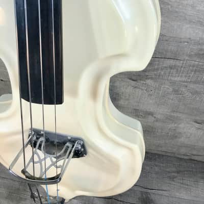 Ampeg BB-4 Baby Bass 1969 White image 4