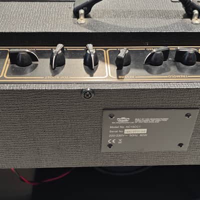 Vox AC15CC1 Custom Classic 15-Watt 1x12" Guitar Combo 2006 - 2010 Black image 4