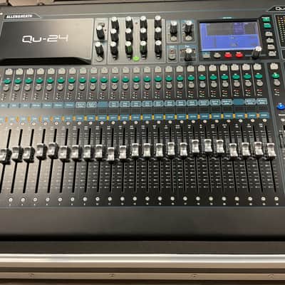 Allen & Heath QU-24 24-Channel Digital Mixer 2022 - Present - Black image 1