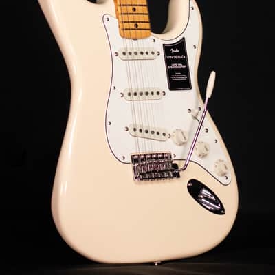 Fender Vintera III Late '60s Stratocaster, Maple FB, Olympic White image 4