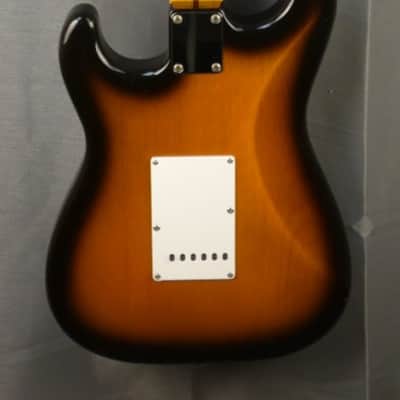 FENDER Stratocaster ST'57 2005 - 2TS Sunburst - Japan Import image 2