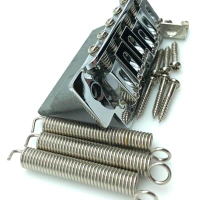 Stratocaster Style Tremolo Vibrato Assembly Chrome image 3