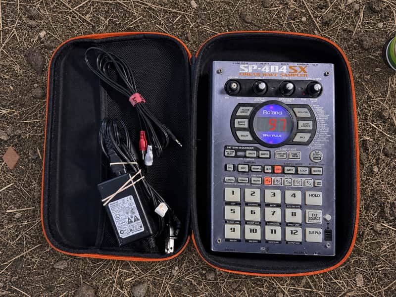 Roland SP-404SX Linear Wave Sampler