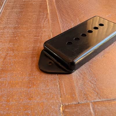 Gibson P90 Dog Ear Pickup Cover Vintage 1950s 60s Black Great Condition! image 2