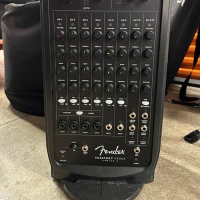 Fender Passport Venue Portable 600w 10-Channel PA System image 4