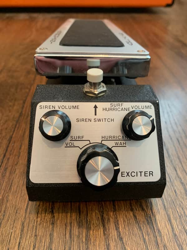 Shin-Ei Companion Hurricane, Surf, Siren, Exciter Wah 1972 Black/Chrome image 1