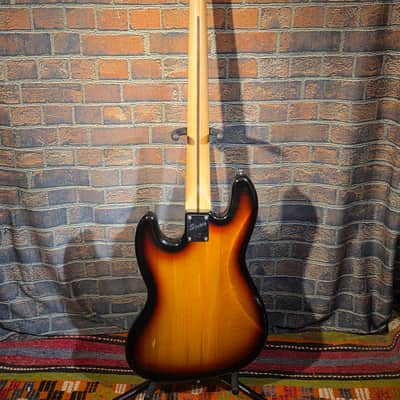 Squier Vintage Modified Jazz Bass Fretless 3-Color Sunburst - Get Your Jaco On!! image 15