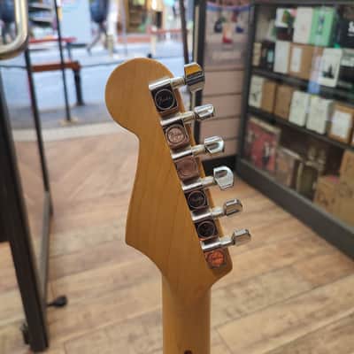Fender Stratocaster Standard 2006 - Wine Red Maroon image 15