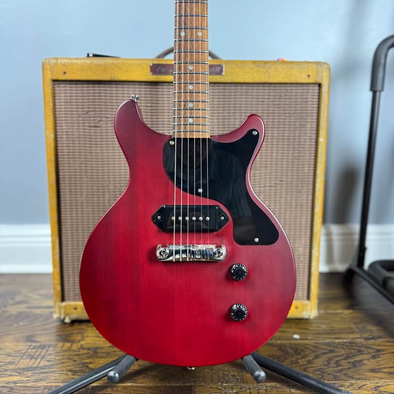 Vintage V-130 DC JR - Cherry image 1