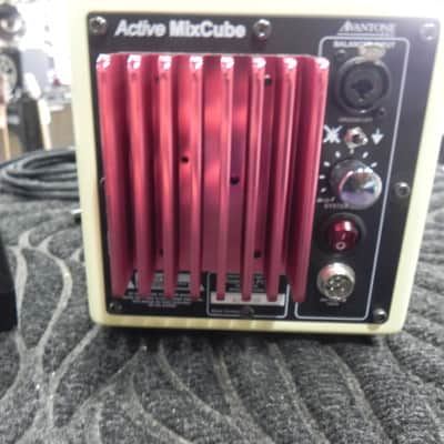 Avantone Pro Active MixCubes (Single) 2011 - Present - Buttercream image 5
