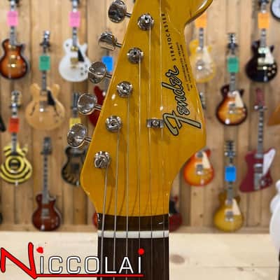 FENDER American Vintage II 1965 Stratocaster, Round-Lam Rosewood Fingerboard, Candy Apple Red image 10