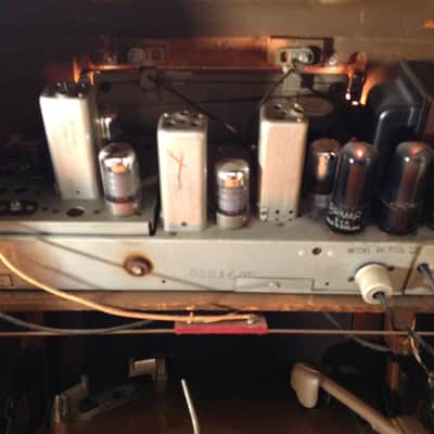 Philco  Model  42-1226 Vintage Console Radio (1942) 📻 Pro Restored •  NYC Area image 7