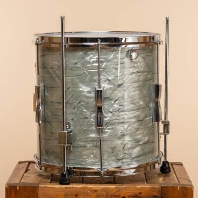 1970s Ludwig 'Club Date' Floor Tom in Sky Blue Pearl - 14x14 image 2