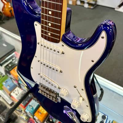 Fender Stratocaster MIM Rosewood Fretboard, Blue - Pre Owned image 9