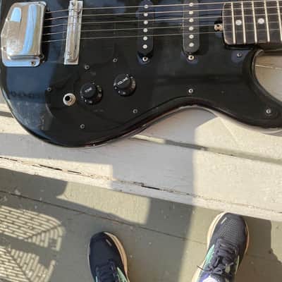 Vintage Harmony H804 Electric Guitar – Black – Ready to Play image 11