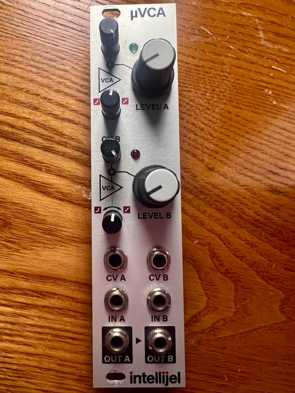 Intellijel uVCA II Dual Log / Lin VCA Eurorack Module 2013 - 2016 - Silver image 1