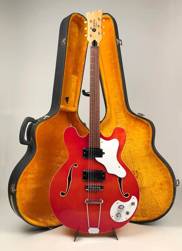 1967 Mosrite Celebrity III image 1