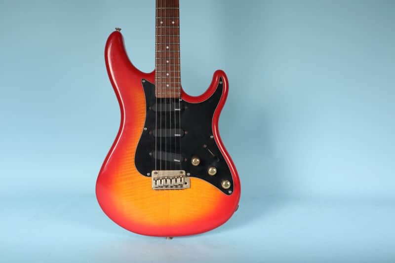 Yamaha SE903A Stratocaster Active Electric Guitar Cherry Sunburst image 1
