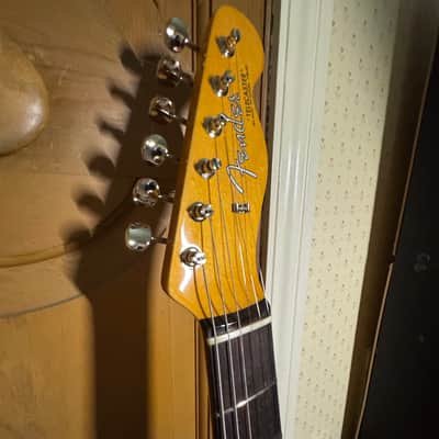 Fender American Vintage II '63 Telecaster 2022 - Present - Crimson Red Transparent image 11