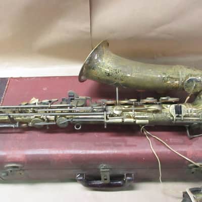 Buescher Silvertone Alto Saxophone, USA, with case/neck/MP, acceptable condition image 6