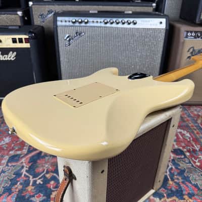 1972 Fender Stratocaster Reissue Model ST72-58US Vintage White 99-02 Vintage Collection image 17