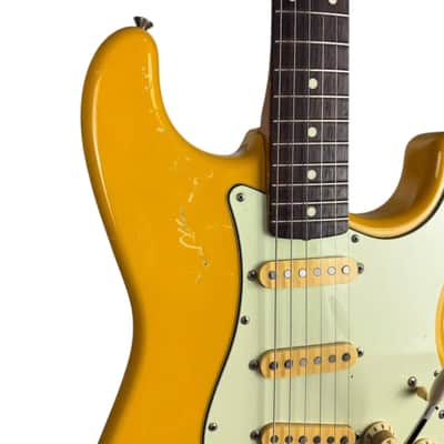 Fender Japan ST62-65AS 40th Anniversary Stratocaster 1994-1995 - Yellow image 7
