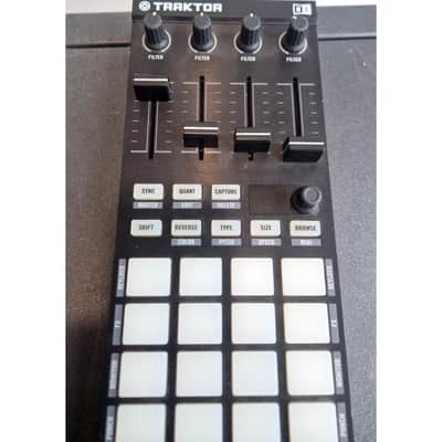 Native Instruments Traktor Kontrol F1 - Midi Controller - Black - Excellent w/ Original Box image 7