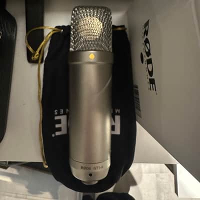 RODE NT1-A Large Diaphragm Cardioid Condenser Microphone 2002 - Present - Silver image 2