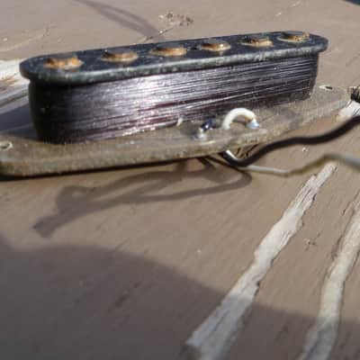 1976 Fender Stratocaster Pickup / Cover image 11