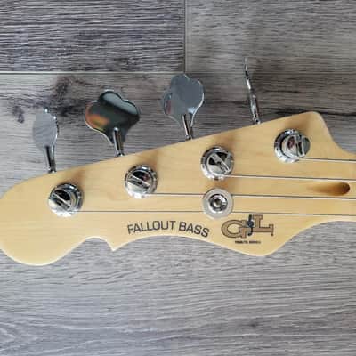 G&L Tribute Fallout Bass Short Scale Left Handed! Gig Bag Included 2021 Candy Apple Red image 5