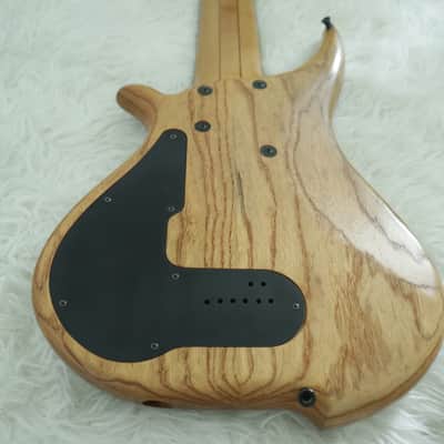 Price drop! Tune WB6 Fretless Natural image 8