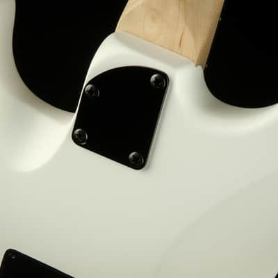 2022 - Charvel Jim Root Signature Pro-Mod San Dimas Style 1 HH FR M - Satin White image 12