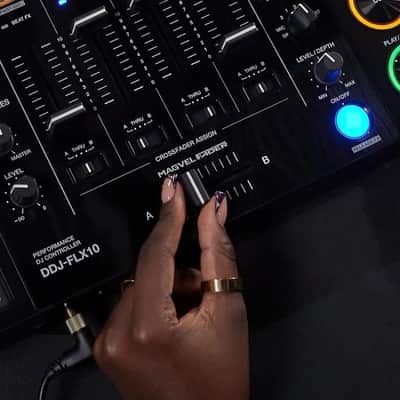 Pioneer DDJ-FLX10 4-Channel DJ Controller 2023 - Present - Black image 6