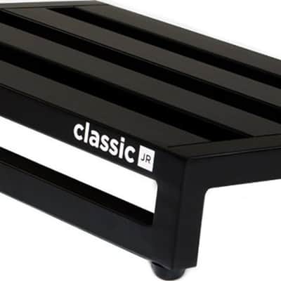Pedaltrain Classic Jr Pedalboard, 18" x 12.5" w/ Softcase image 5