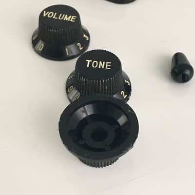 Genuine Fender Japan USA Strat MIJ 80s Stratocaster Knobs Pickup Covers Guitar Relic Black image 6